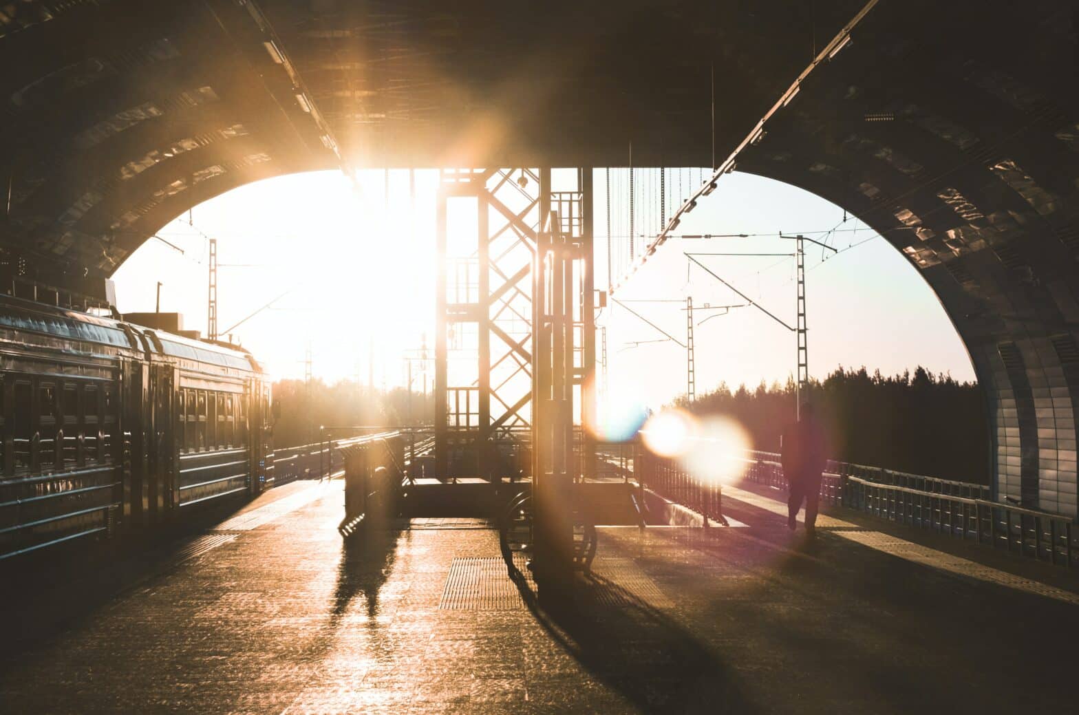 Finding the right balance between competition and industrial policies at the intersection between railways and electricity regulations